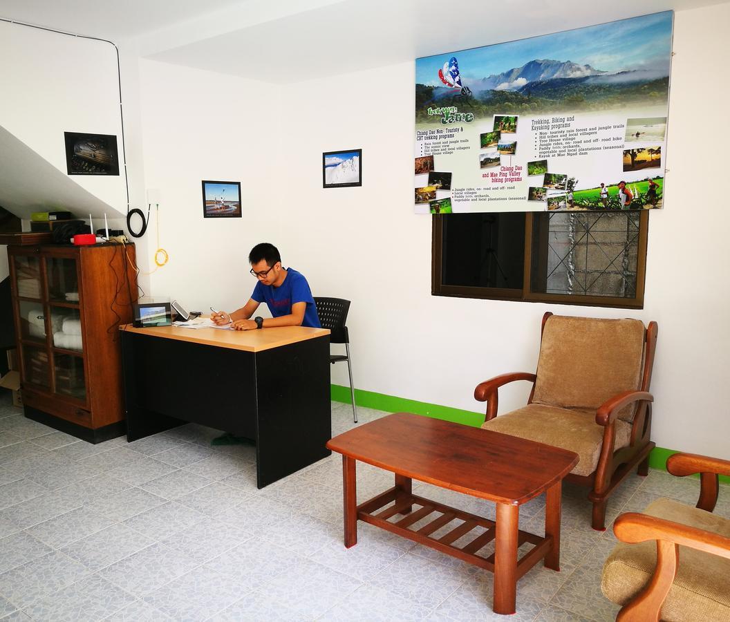 Stay With Jame Hostel شيانغ ماي المظهر الخارجي الصورة