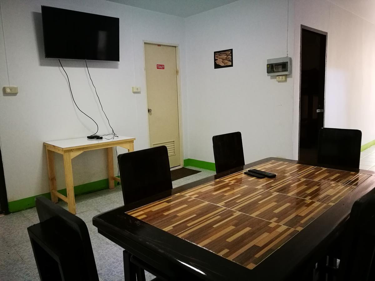 Stay With Jame Hostel شيانغ ماي المظهر الخارجي الصورة